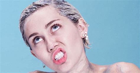 Miley Cyrus Nude Photos & Naked Sex Videos